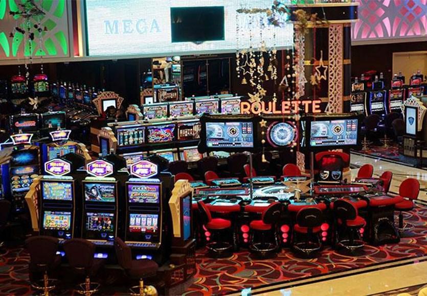 Merit Royal Hotel & Casino Karavas  外观 照片