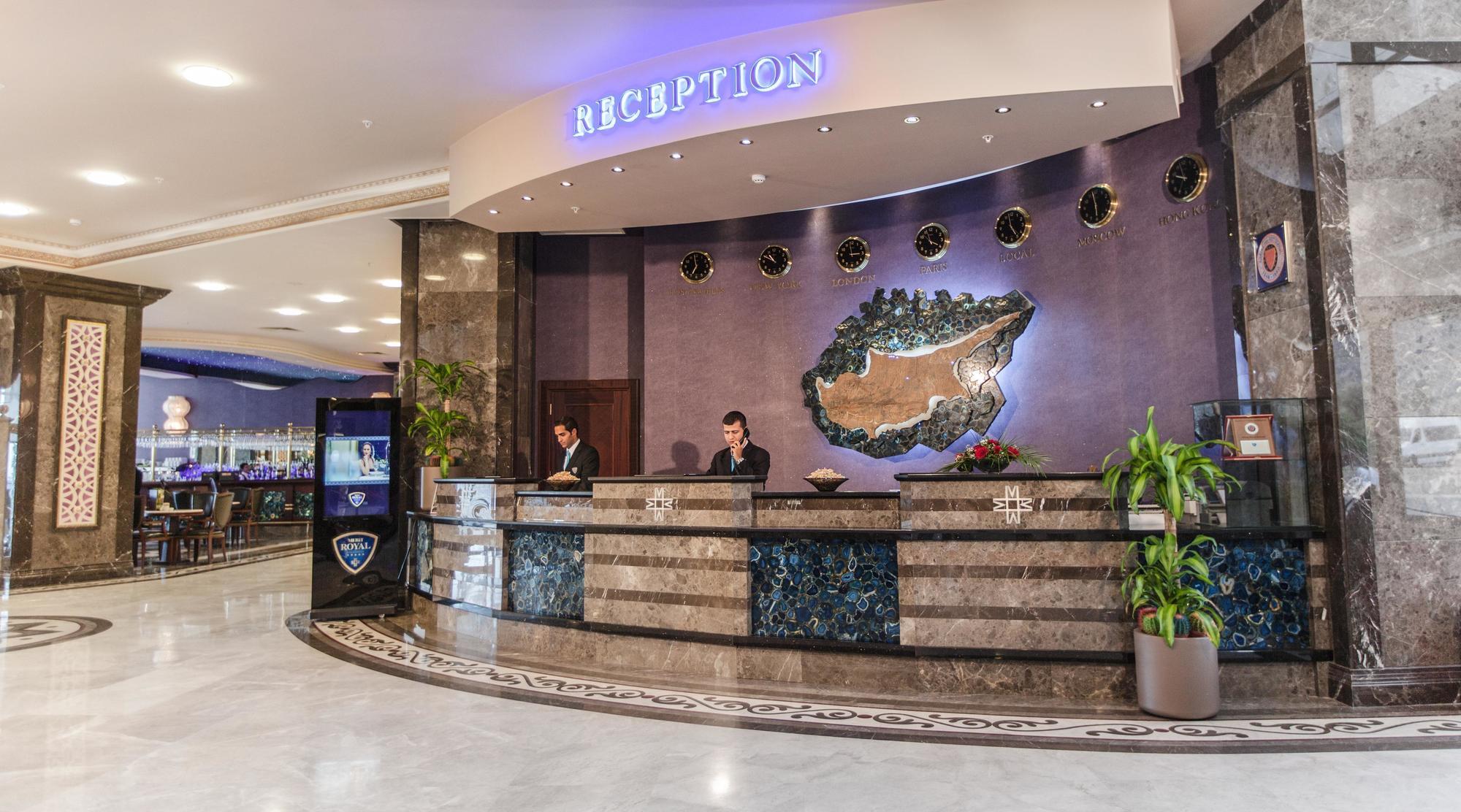 Merit Royal Hotel & Casino Karavas  外观 照片