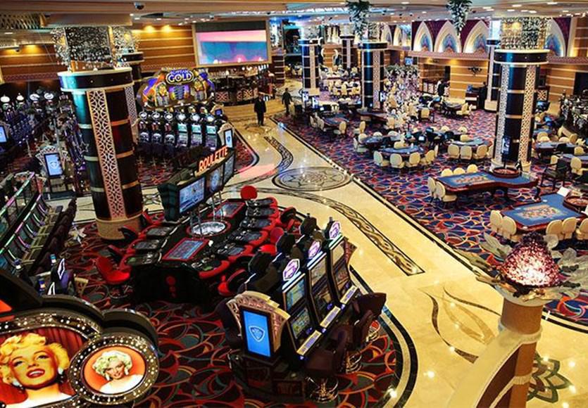 Merit Royal Hotel & Casino Karavas  外观 照片